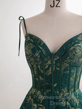 Dark Green A-Line Spaghetti Strap Satin Long Semi Formal Prom Dress Sweetheart Neckline Retro Bridal Dress